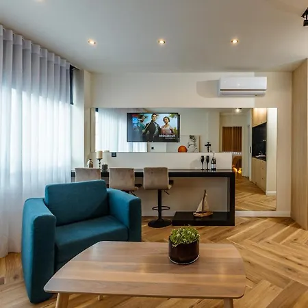 Triple A - 3 Squares - Free Parking! Apartamento