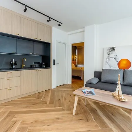 Triple A - 3 Squares - Free Parking! Apartamento Atenas
