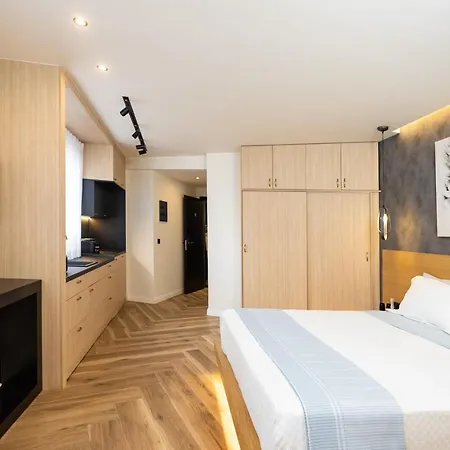 Triple A - 3 Squares - Free Parking! Apartmán Atény